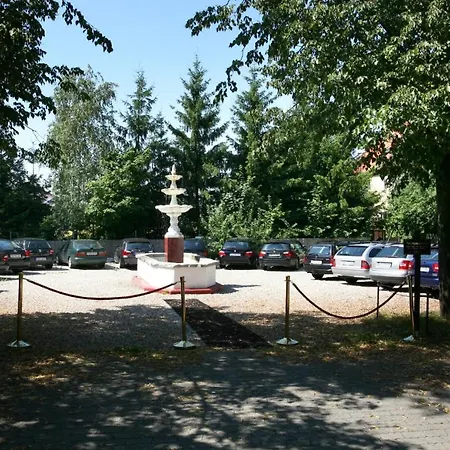 Runas Air Muc Park Sleep & Fly